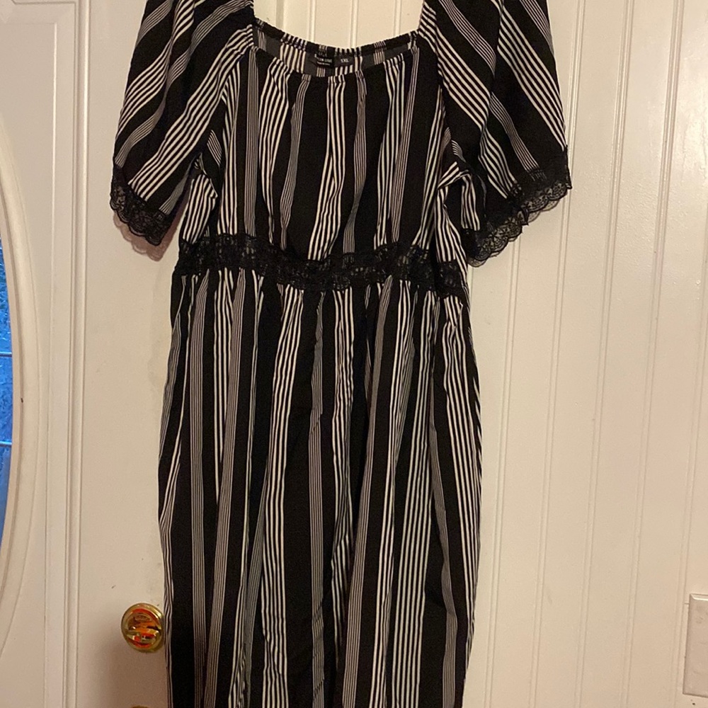 black stripe dress 14w